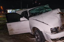 В Днепре легковушка протаранила бетонную конструкцию: 4 человека в больнице