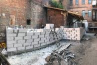 В центре Днепра деятельные горожане пытались возвести "царь-пристройку"