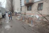В Днепре оперативно ликвидировали незаконную придомовую пристройку