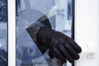 В Днепре двое неизвестных в масках стреляли в человека