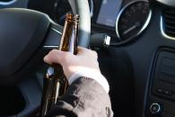 В Днепре пьяный автомобилист спровоцировал ДТП и пытался откупиться взяткой